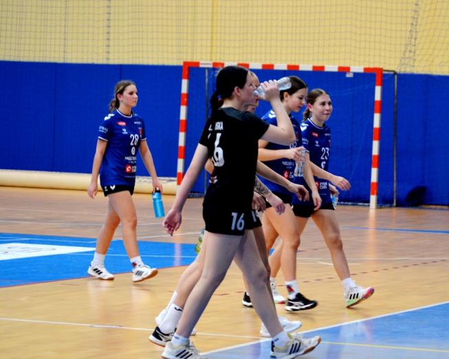 Porażka siedleckich szczypiornistek z Czarnymi Regimin