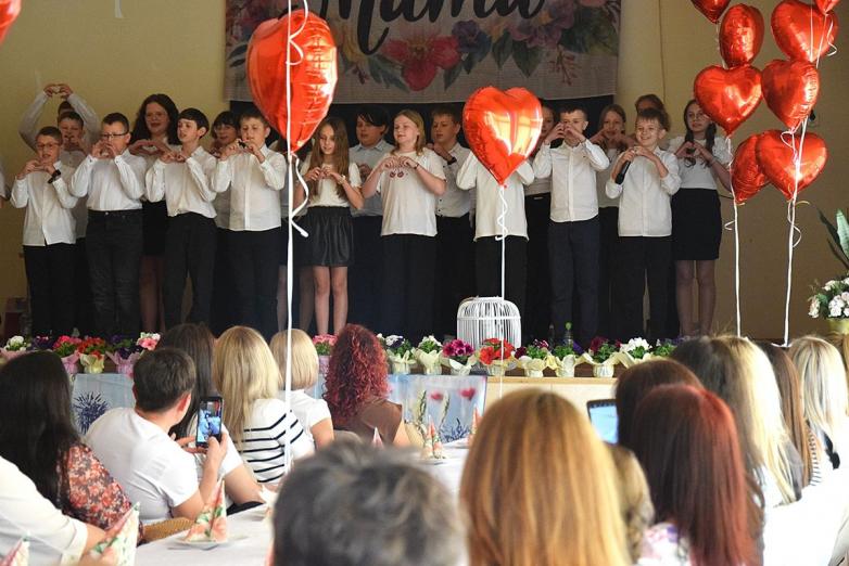 Wzruszające święto Mam w Borowiu
